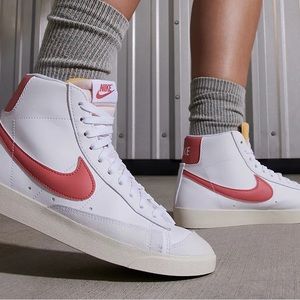 Women’s Bike Blazer Mid 77’ Leather Sz 8